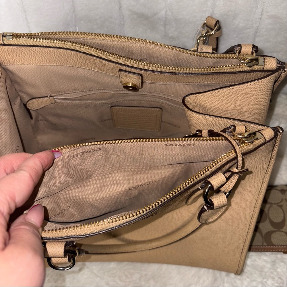 Coach Beige Leather Tote Bag  Coach Linud crossbody tote - Picture 5 of 6